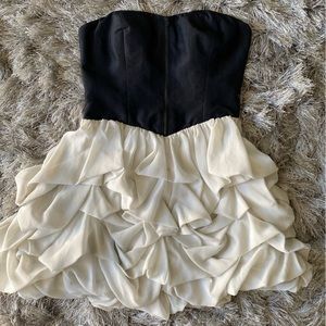Black Corset/ Cream Mini Cocktail Party Dress Size 3-4 Juniors